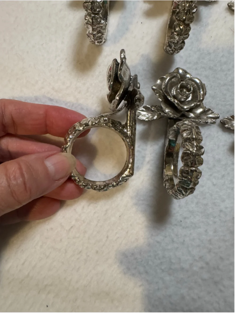Unbranded Silver Rose Napkin Rings Set of 8